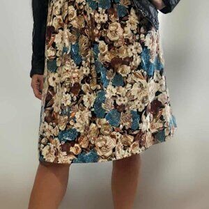 Studio 253 Size L Chic Floral A-Line Skirt
